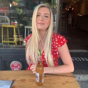 Meet your Posher, Anastasia